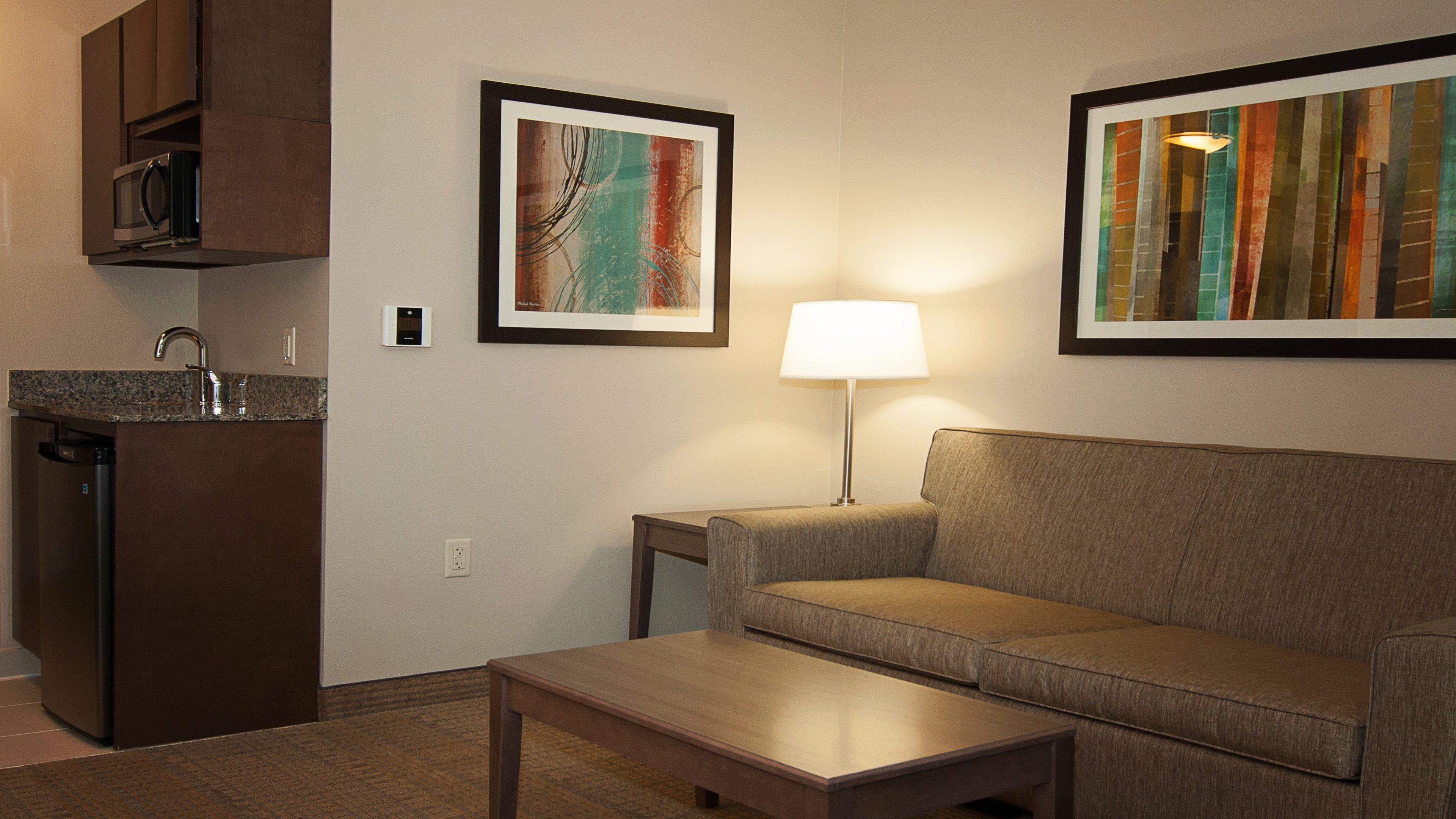Holiday Inn Express Hotel & Suites Wichita Northeast By Ihg מראה חיצוני תמונה