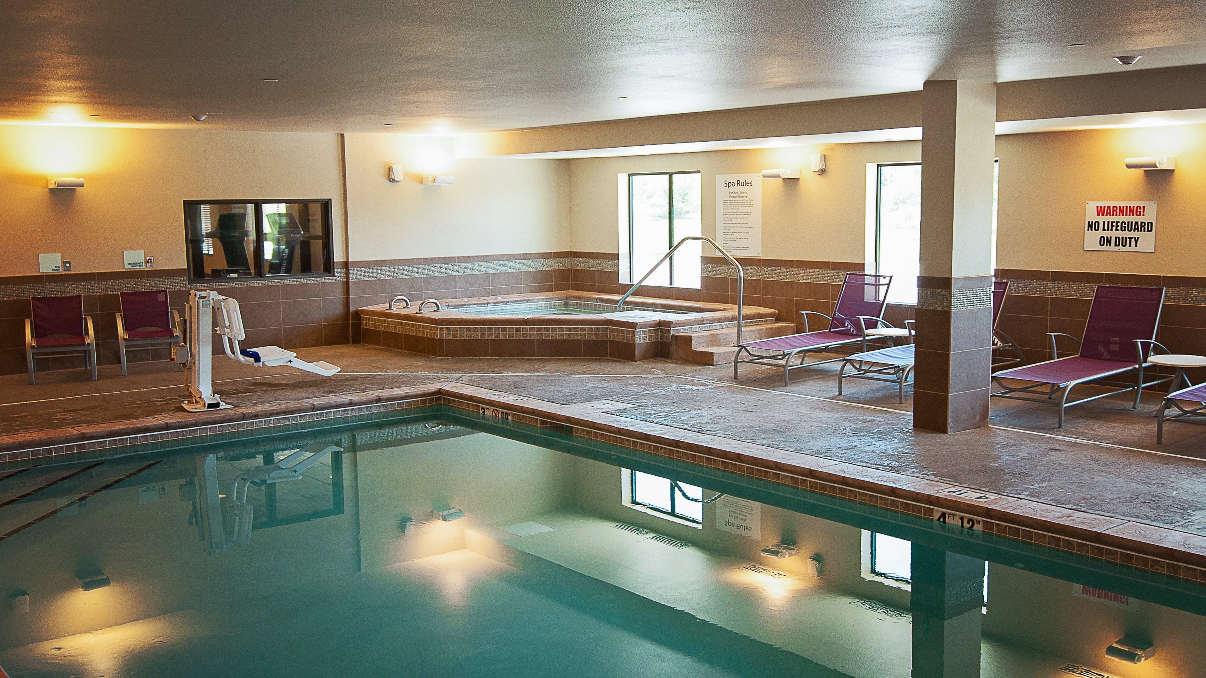 Holiday Inn Express Hotel & Suites Wichita Northeast By Ihg מראה חיצוני תמונה