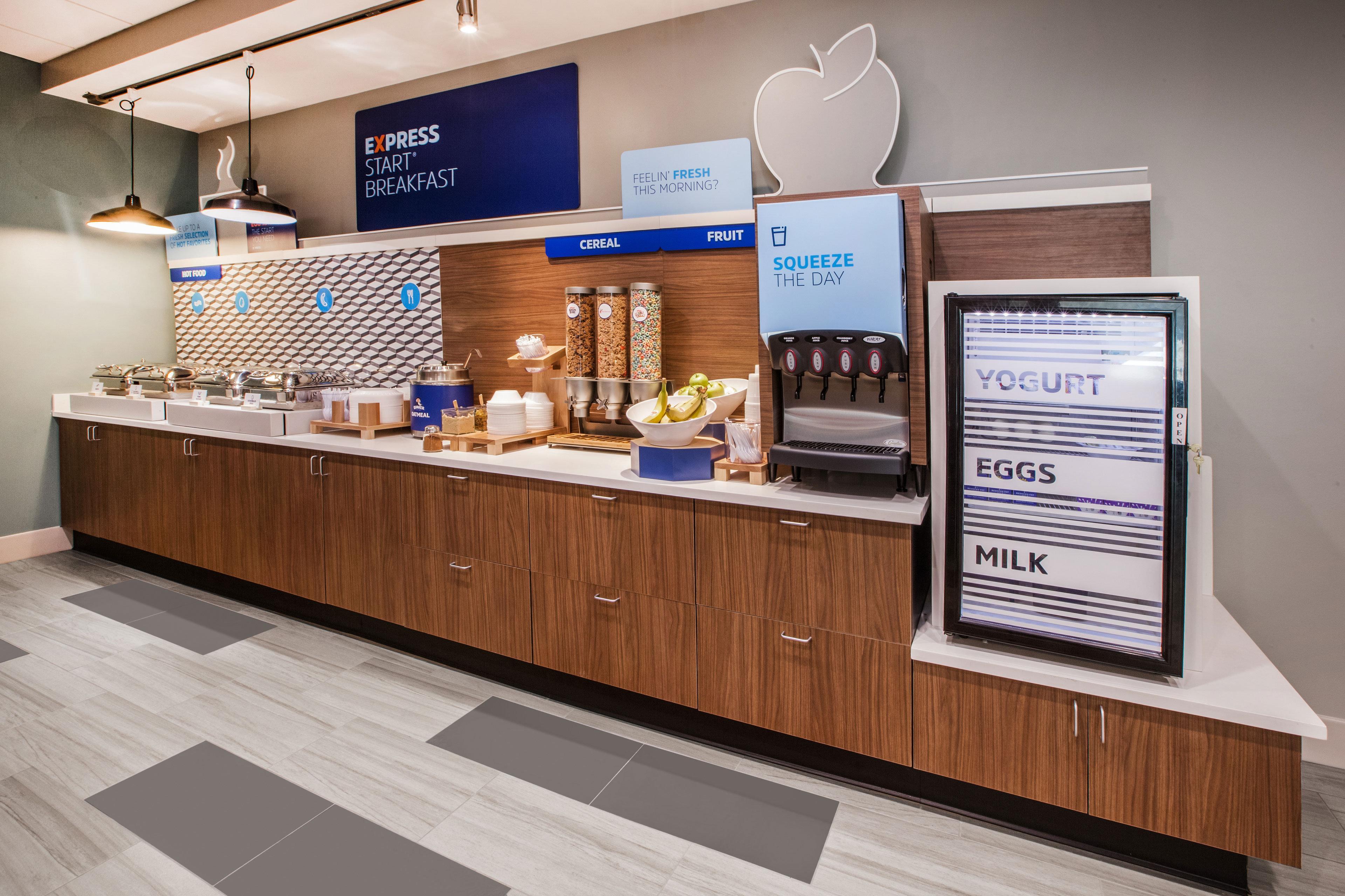 Holiday Inn Express Hotel & Suites Wichita Northeast By Ihg מראה חיצוני תמונה