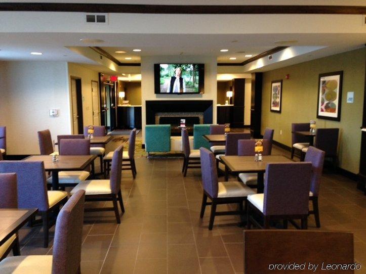 Holiday Inn Express Hotel & Suites Wichita Northeast By Ihg מראה חיצוני תמונה